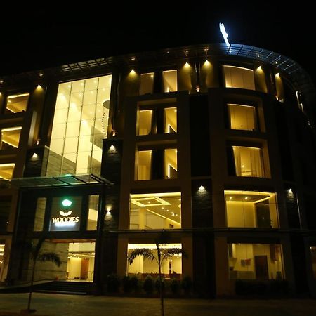 קוז'יקודה Woodies Bleisure Hotel מראה חיצוני תמונה