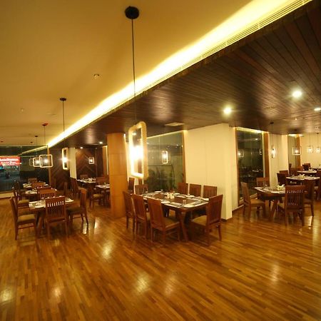 קוז'יקודה Woodies Bleisure Hotel מראה חיצוני תמונה