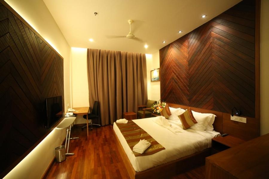 קוז'יקודה Woodies Bleisure Hotel מראה חיצוני תמונה