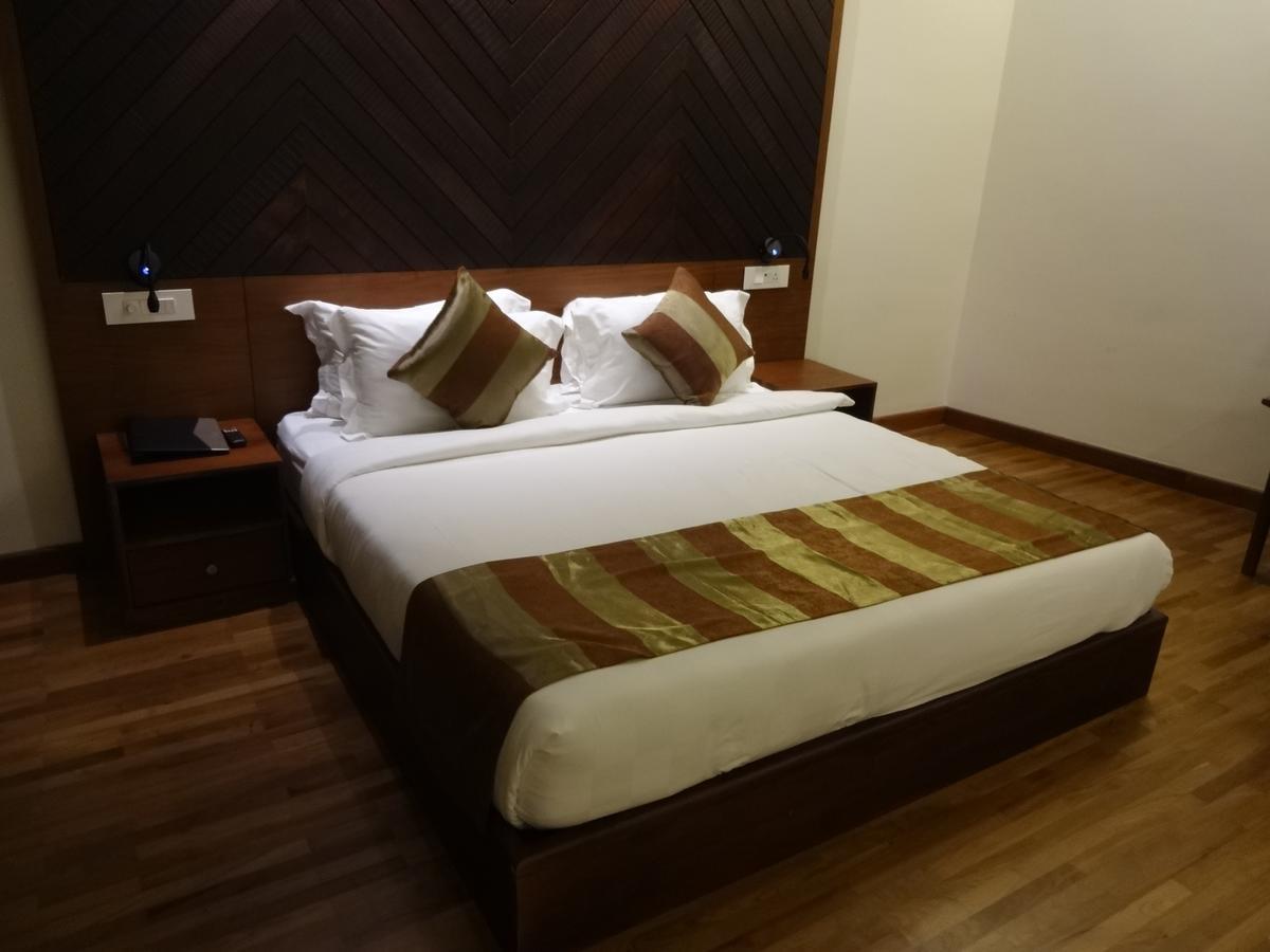 קוז'יקודה Woodies Bleisure Hotel מראה חיצוני תמונה