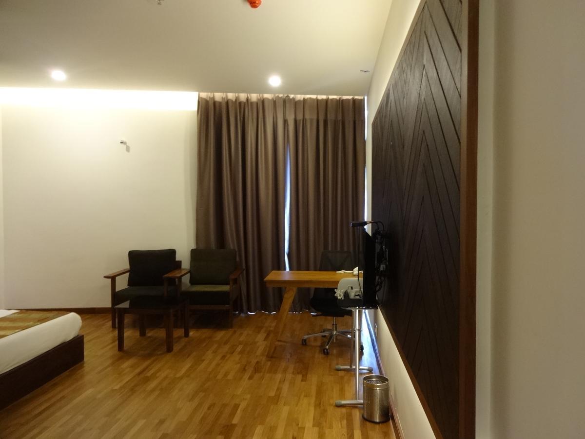 קוז'יקודה Woodies Bleisure Hotel מראה חיצוני תמונה